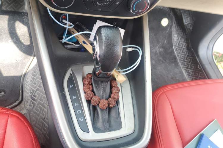 Used Ford Escort 2017 Revised Version 1.5L Automatic Comfort Edition Gear Lever