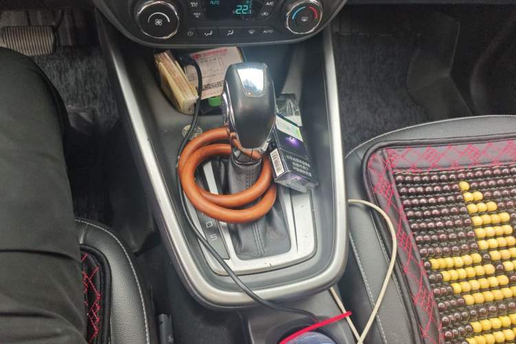 Used Ford Escort 2017 Happiness Edition 1.5L Automatic Fashion Version Gear Lever