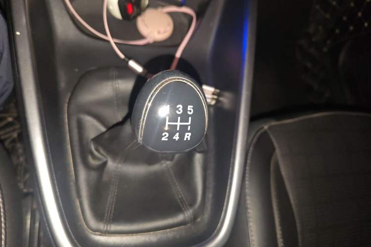 Used Ford Escort 2017 Happy Edition 1.5L Manual Fashion Model Gear Lever