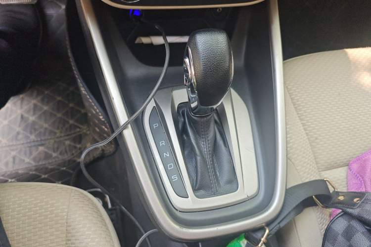 Used Ford Escort 2017 Revised Version 1.5L Automatic Comfort Edition Gear Lever
