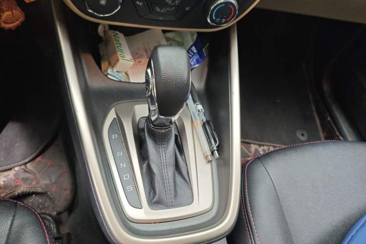 Used Ford Escort 2017 1.5L Automatic Comfort Model Gear Lever