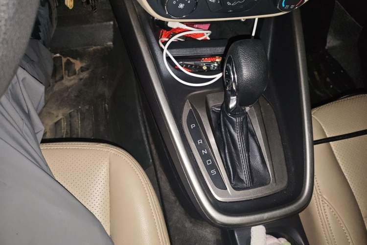 Used Ford Escort 2017 Revised Version 1.5L Automatic Comfort Edition Gear Lever