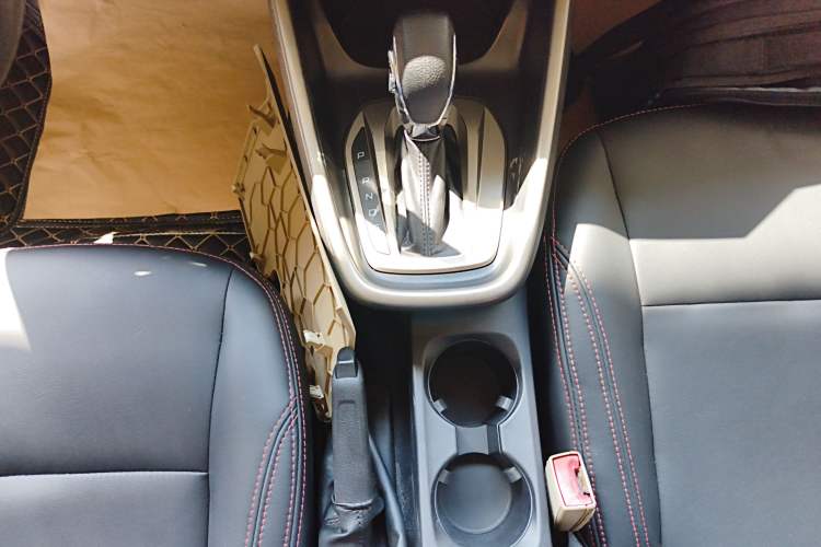 Used Ford Escort 2017 1.5L Automatic Comfort Model Gear Lever