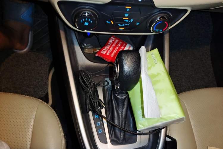 Used Ford Escort 2017 Revised Version 1.5L Automatic Comfort Edition Gear Lever