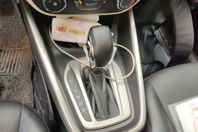 Used Ford Escort 2017 1.5L Automatic Comfort Model Gear Lever