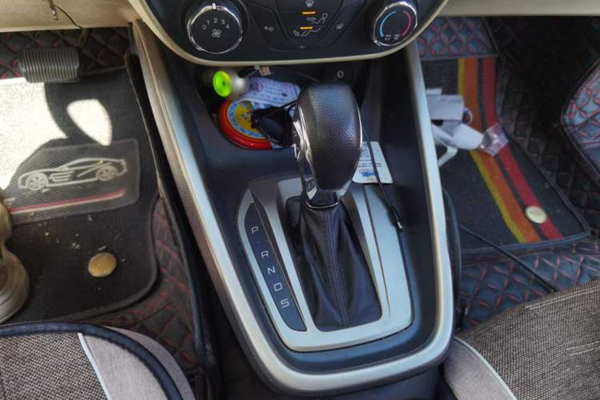 Used Ford Escort 2017 1.5L Automatic Comfort Model Gear Lever