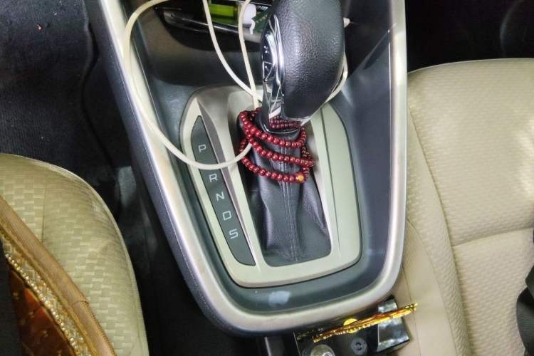 Used Ford Escort 2017 Revised Version 1.5L Automatic Comfort Edition Gear Lever