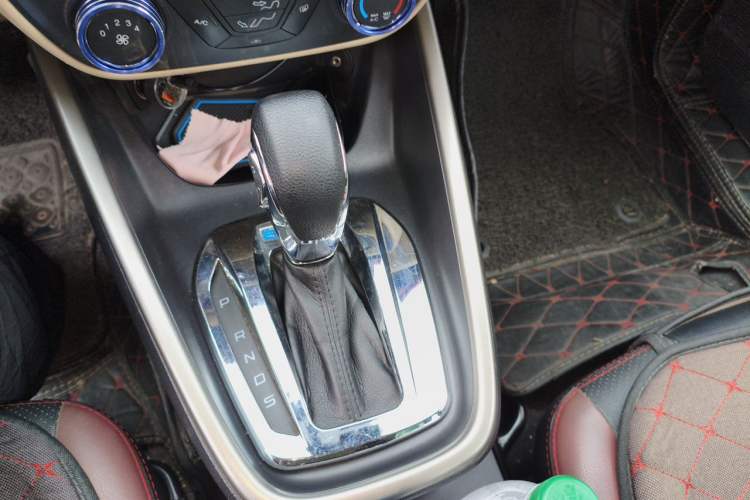 Used Ford Escort 2017 1.5L Automatic Comfort Model Gear Lever
