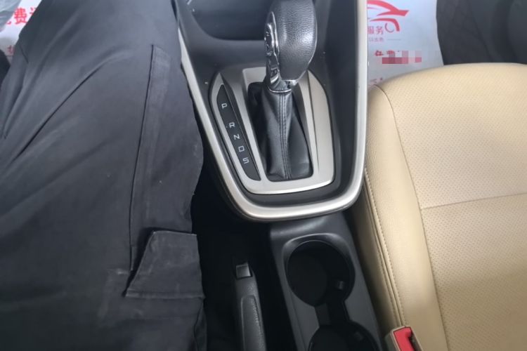 Used Ford Escort 2017 Revised Version 1.5L Automatic Comfort Edition Gear Lever