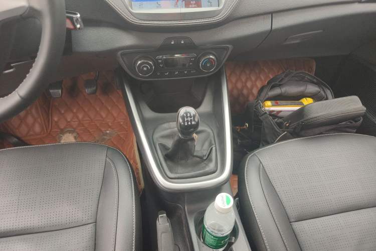 Used Ford Escort 2017 Happy Edition 1.5L Manual Fashion Model Gear Lever