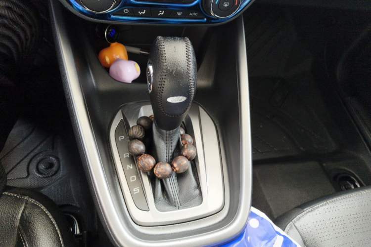 Used Ford Escort 2017 Happiness Edition 1.5L Automatic Fashion Version Gear Lever