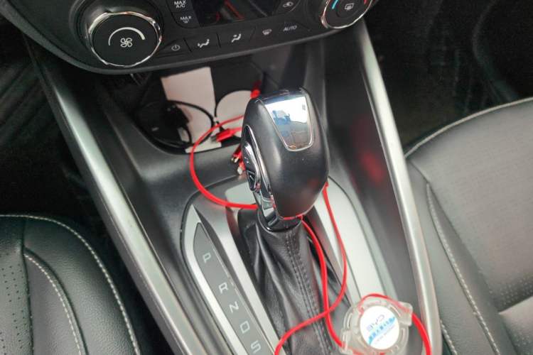 Used Ford Escort 2017 Happiness Edition 1.5L Automatic Fashion Version Gear Lever