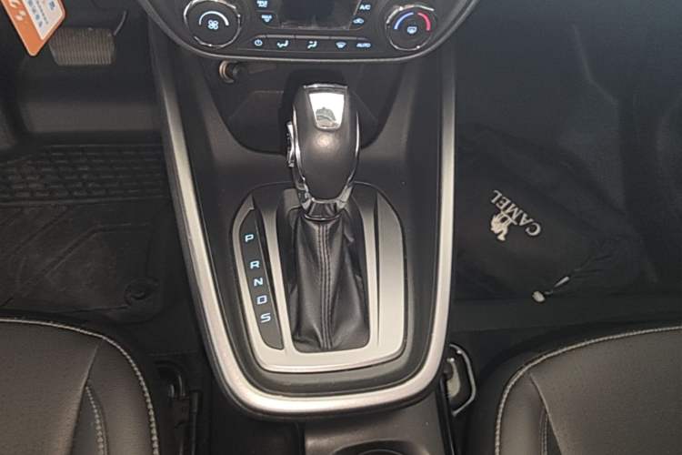 Used Ford Escort 2017 Happiness Edition 1.5L Automatic Fashion Version Gear Lever