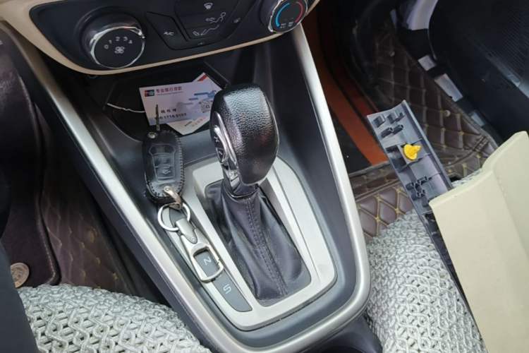 Used Ford Escort 2017 1.5L Automatic Comfort Model Gear Lever