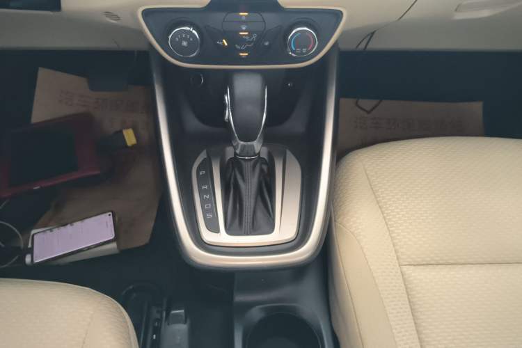 Used Ford Escort 2017 Revised Version 1.5L Automatic Comfort Edition Gear Lever