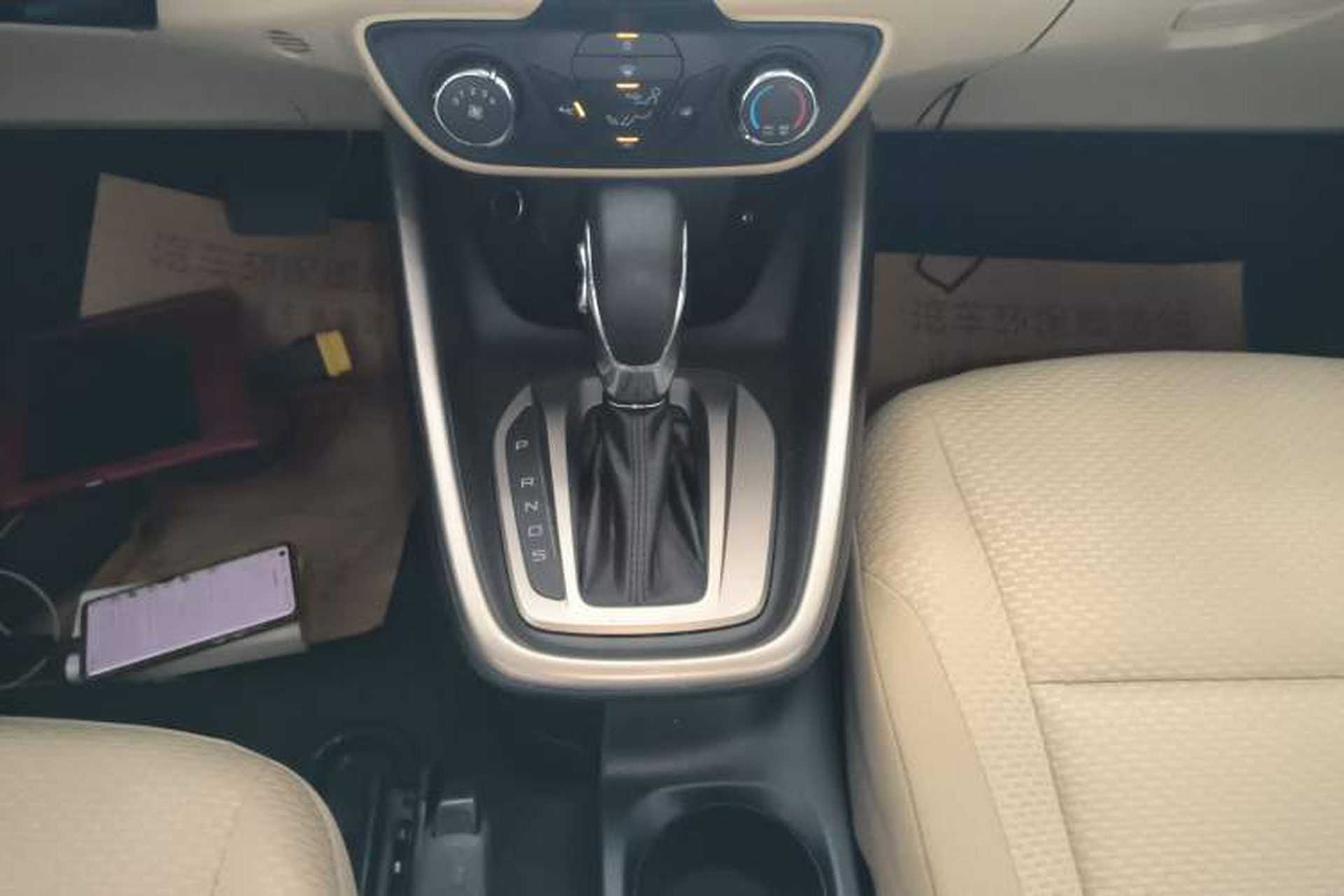 Used Ford Escort 2017 Revised Version 1.5L Automatic Comfort Edition Gear Lever