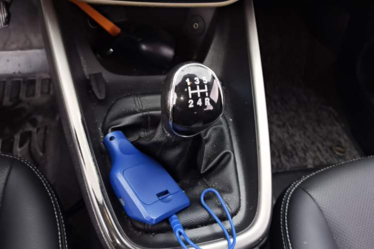 Used Ford Escort 2017 1.5L Manual Comfort Model Gear Lever