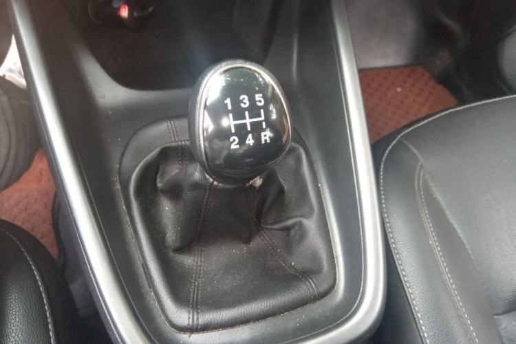 Used Ford Escort 2017 Happy Edition 1.5L Manual Fashion Model Gear Lever