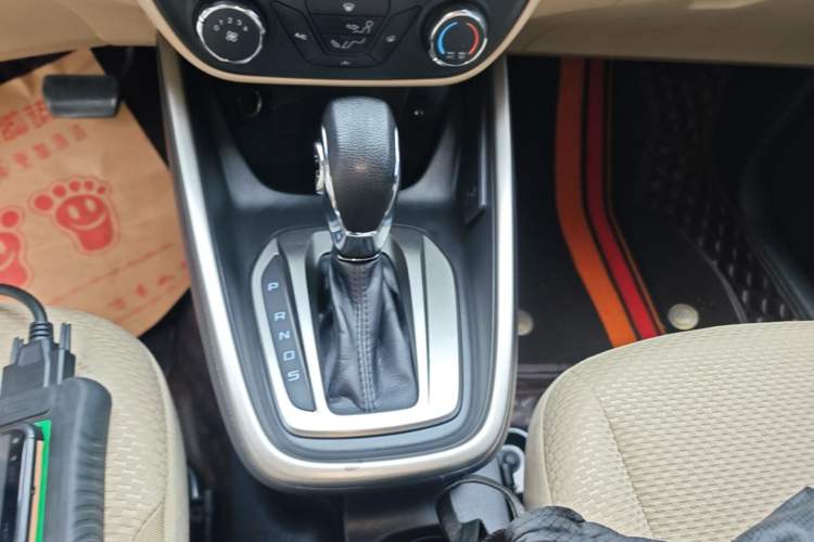 Used Ford Escort 2017 Revised Version 1.5L Automatic Comfort Edition Gear Lever