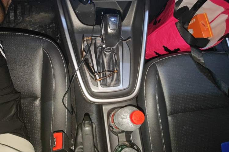 Used Ford Escort 2017 Happiness Edition 1.5L Automatic Fashion Version Gear Lever