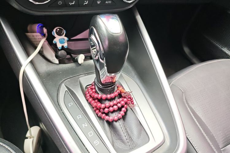Used Ford Escort 2017 Happiness Edition 1.5L Automatic Fashion Version Gear Lever