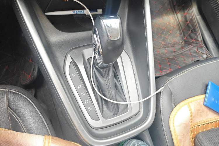 Used Ford Escort 2017 Happiness Edition 1.5L Automatic Fashion Version Gear Lever