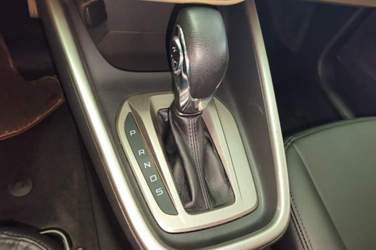 Used Ford Escort 2017 Revised Version 1.5L Automatic Comfort Edition Gear Lever
