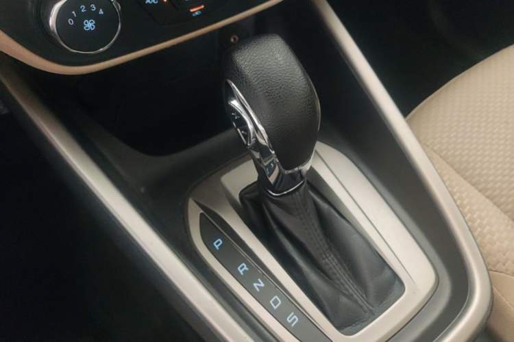 Used Ford Escort 2017 Revised Version 1.5L Automatic Comfort Edition Gear Lever