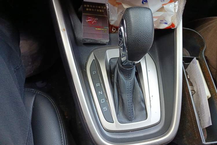 Used Ford Escort 2017 Revised Version 1.5L Automatic Comfort Edition Gear Lever