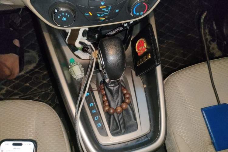 Used Ford Escort 2017 Revised Version 1.5L Automatic Comfort Edition Gear Lever