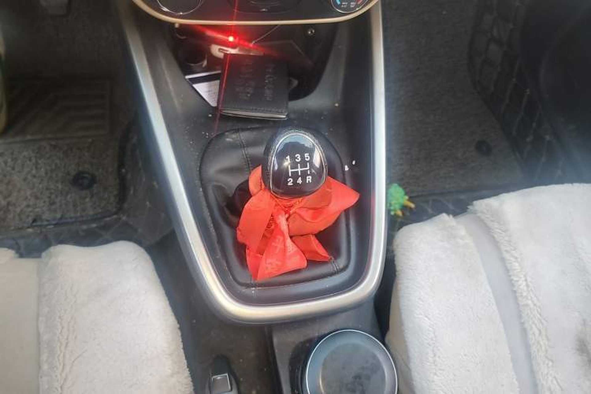 Used Ford Escort 2017 1.5L Manual Comfort Model Gear Lever