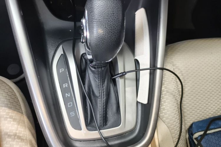 Used Ford Escort 2017 Revised Version 1.5L Automatic Comfort Edition Gear Lever