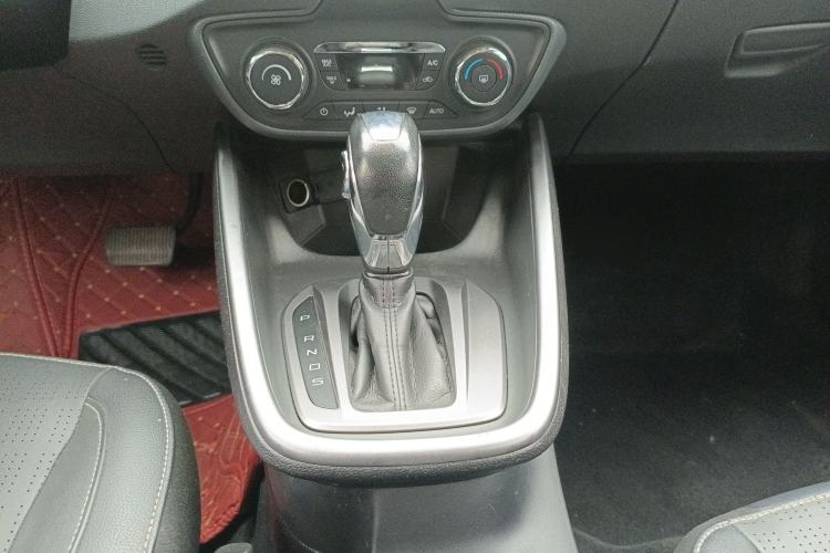 Used Ford Escort 2017 Happiness Edition 1.5L Automatic Fashion Version Gear Lever