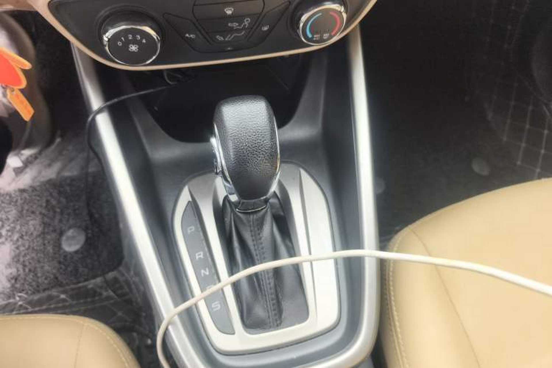 Used Ford Escort 2017 1.5L Automatic Comfort Model Gear Lever