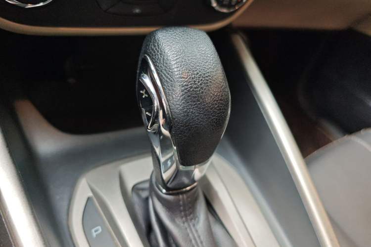 Used Ford Escort 2017 1.5L Automatic Comfort Model Gear Lever