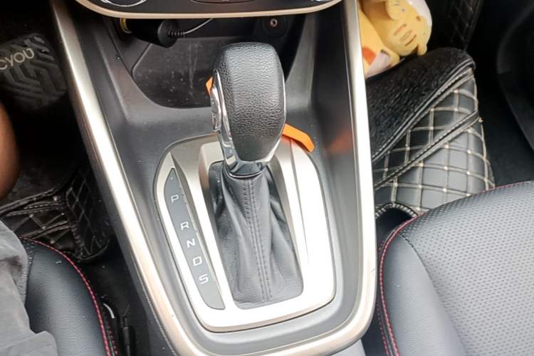 Used Ford Escort 2017 Revised Version 1.5L Automatic Comfort Edition Gear Lever