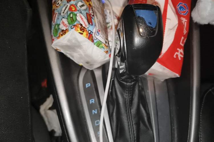Used Ford Escort 2017 Happiness Edition 1.5L Automatic Fashion Version Gear Lever