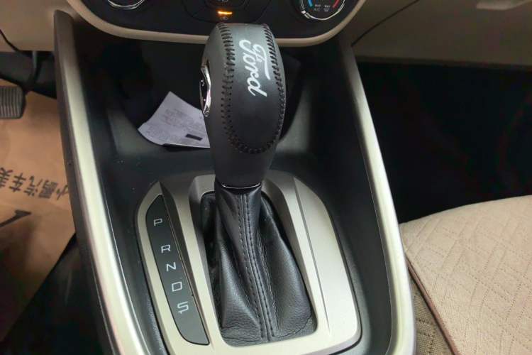 Used Ford Escort 2017 1.5L Automatic Comfort Model Gear Lever