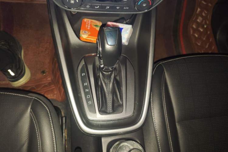 Used Ford Escort 2017 Happiness Edition 1.5L Automatic Fashion Version Gear Lever