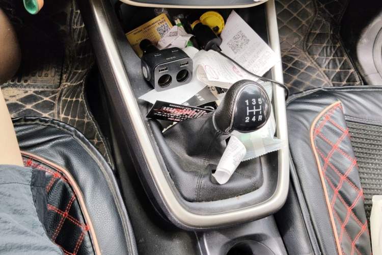 Used Ford Escort 2017 Revised Version 1.5L Manual Comfort Edition Gear Lever