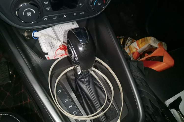 Used Ford Escort 2017 Happiness Edition 1.5L Automatic Fashion Version Gear Lever