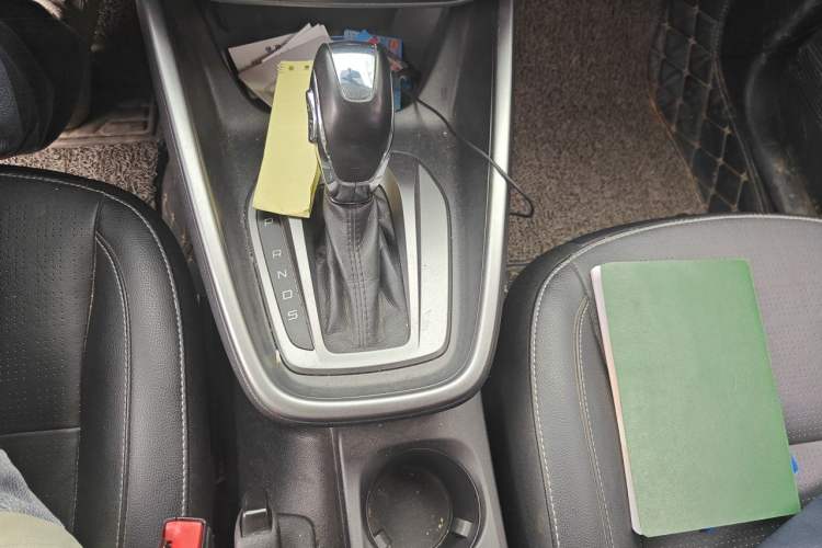 Used Ford Escort 2017 Happiness Edition 1.5L Automatic Fashion Version Gear Lever