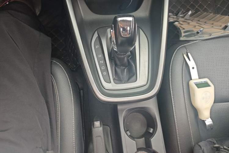 Used Ford Escort 2017 Happiness Edition 1.5L Automatic Fashion Version Gear Lever