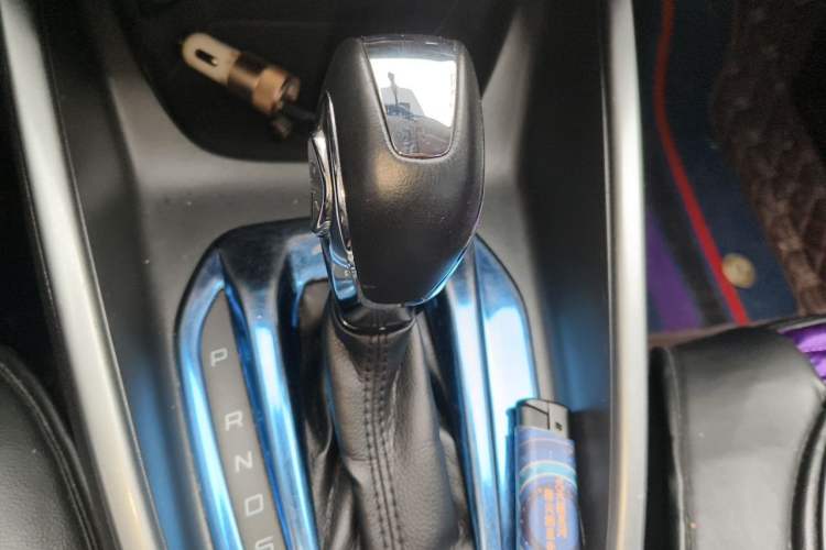 Used Ford Escort 2017 Happiness Edition 1.5L Automatic Fashion Version Gear Lever
