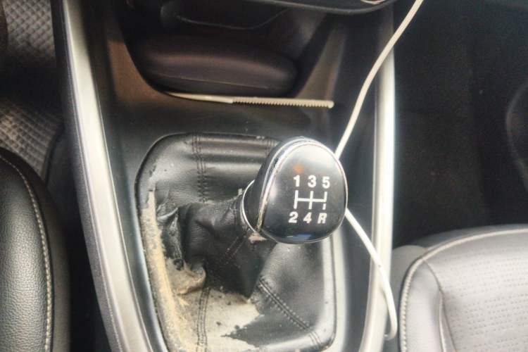 Used Ford Escort 2017 Happy Edition 1.5L Manual Fashion Model Gear Lever