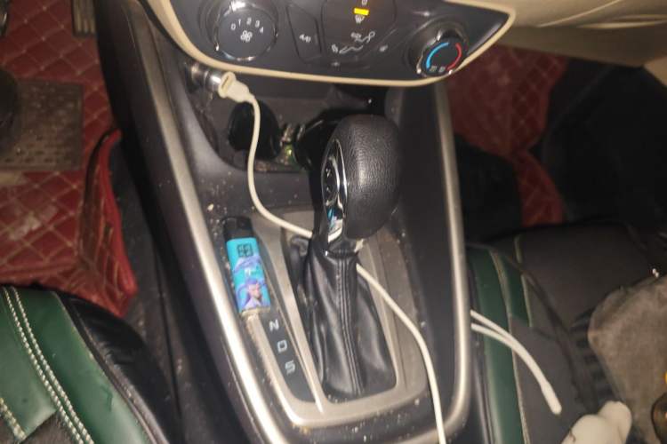 Used Ford Escort 2017 Revised Version 1.5L Automatic Comfort Edition Gear Lever