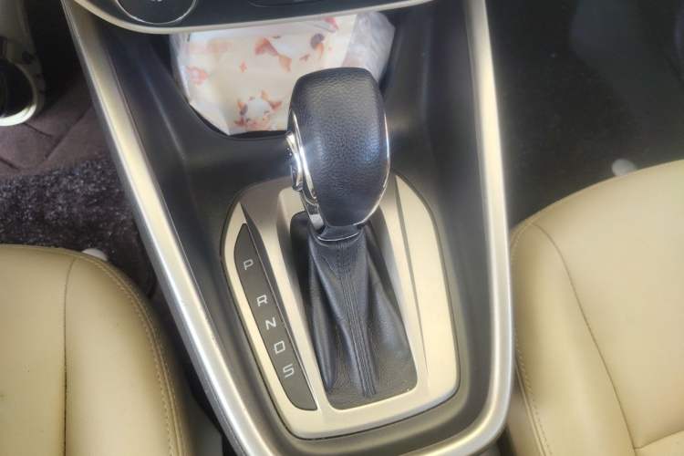 Used Ford Escort 2017 Revised Version 1.5L Automatic Comfort Edition Gear Lever