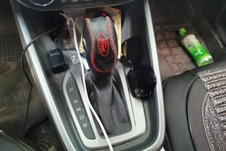 Used Ford Escort 2017 Happiness Edition 1.5L Automatic Fashion Version Gear Lever