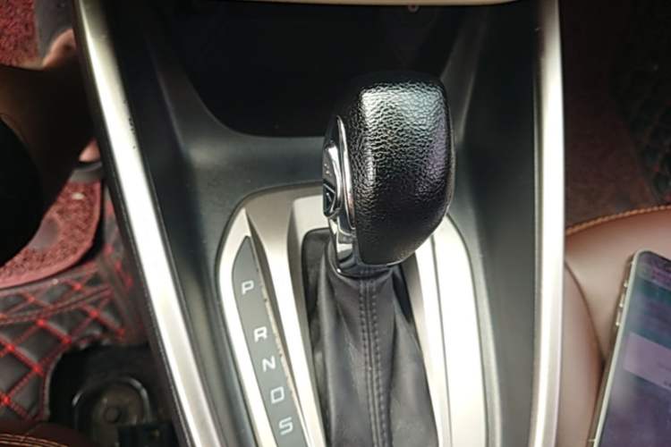 Used Ford Escort 2017 Revised Version 1.5L Automatic Comfort Edition Gear Lever