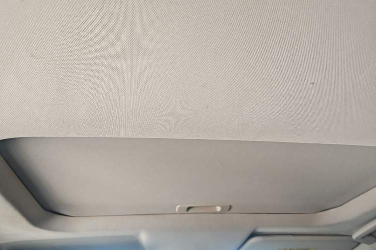 Used Ford Escort 2017 Happiness Edition 1.5L Automatic Fashion Version Headliner